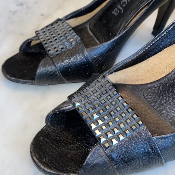 ♥️PEDRO GARCIA| Black Crystal Peep-Tpe pump- sz 37.5 - Picture 3 of 6